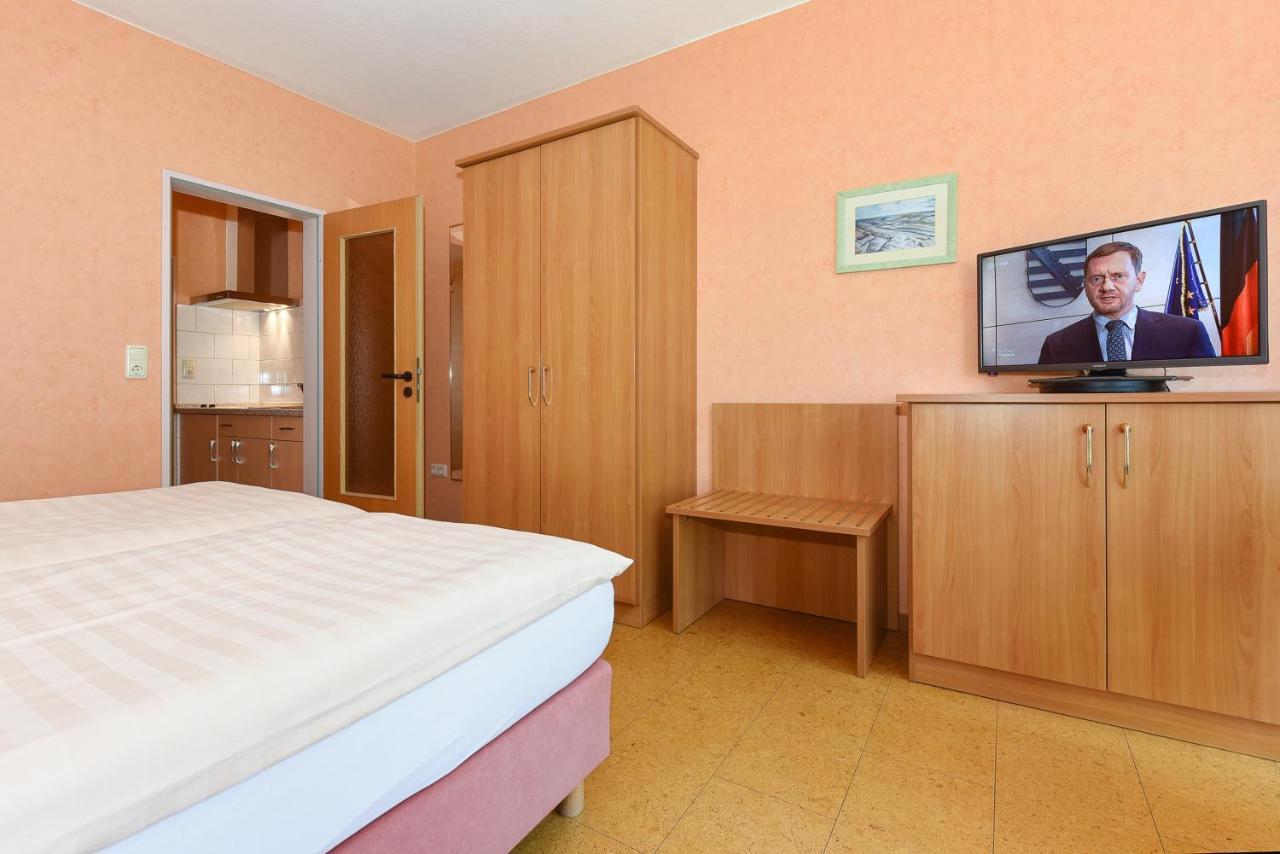 Hotel-Pension Altes Siel Bensersiel Exteriér fotografie
