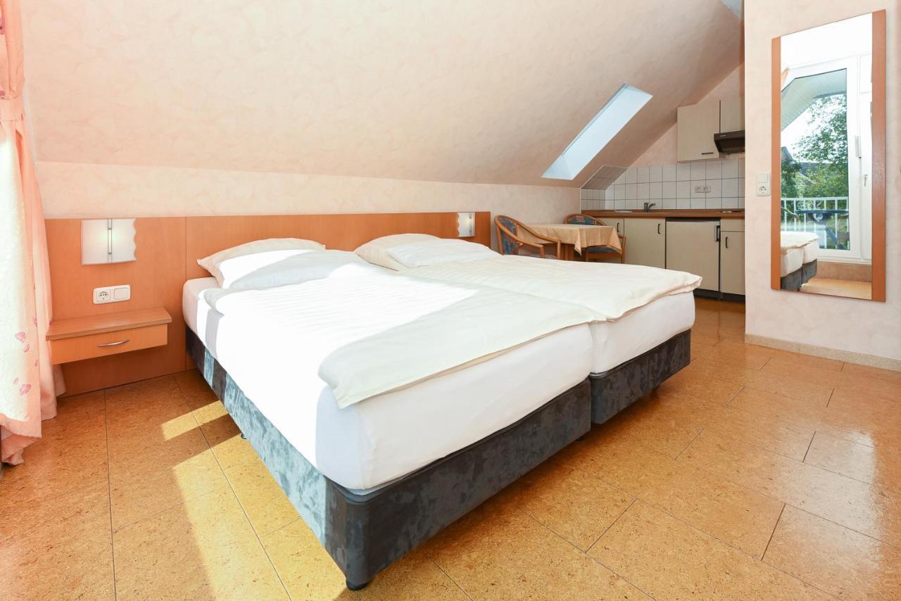 Hotel-Pension Altes Siel Bensersiel Exteriér fotografie