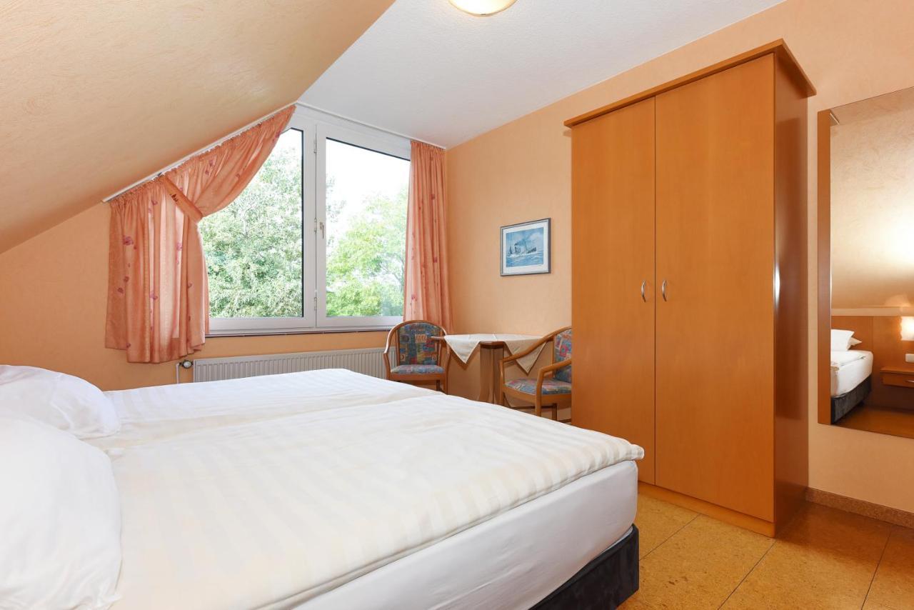 Hotel-Pension Altes Siel Bensersiel Exteriér fotografie