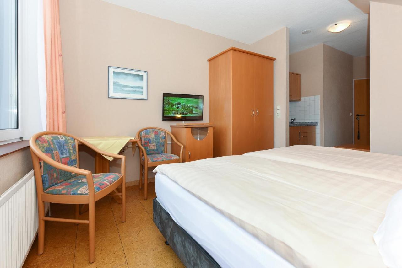Hotel-Pension Altes Siel Bensersiel Exteriér fotografie